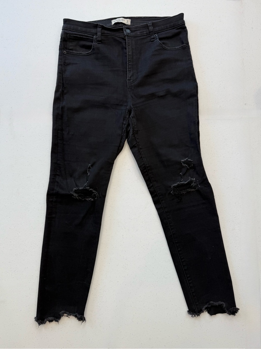 Abercrombie & Fitch Black Skinny Distressed Jeans